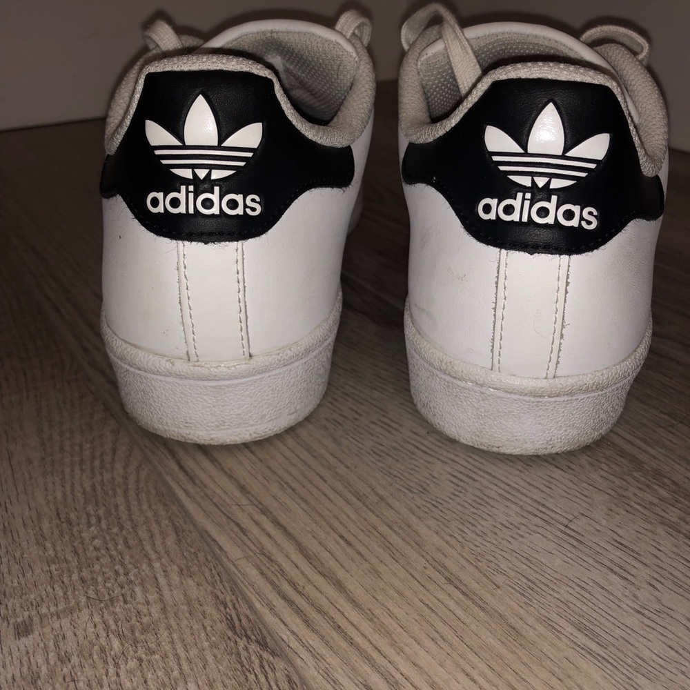 ADIDAS WOMEN’S SUPERSTAR - SIZE 8 - Picture 5 of 7